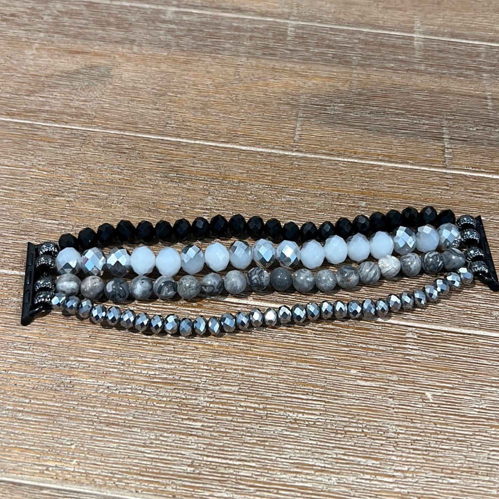 Apple watch band black, silver and white. Fits 38 mm